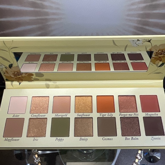 Laura Geller Makeup Laura Geller Seasonless Staples Wildflower